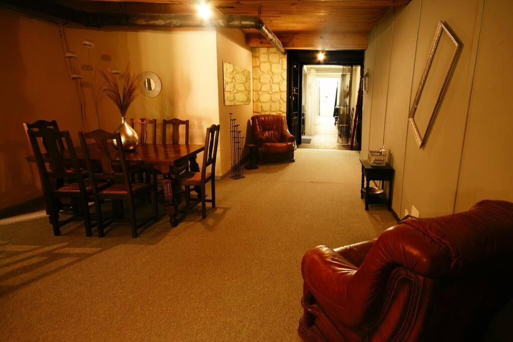 Chambre Dans Maison De Ville - 2 Personnes Oloron-Sainte-Marie Kültér fotó